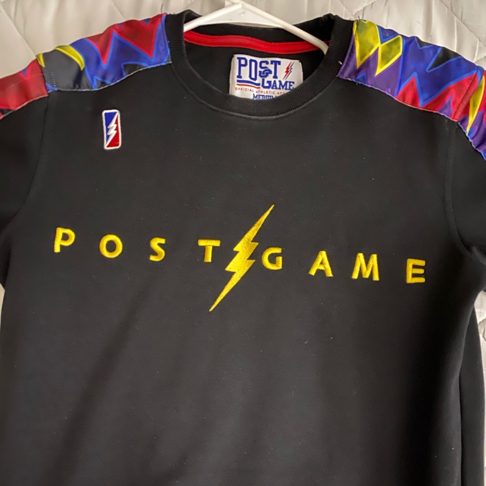 Postgame pullover
